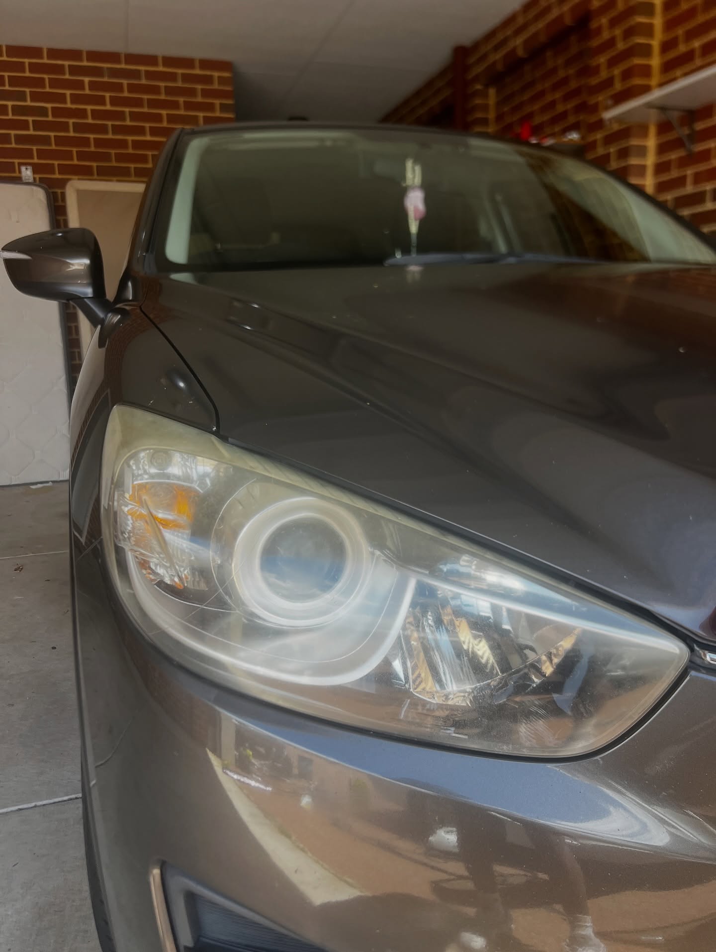 2-YEAR NO-YELLOWING GUARANTEE